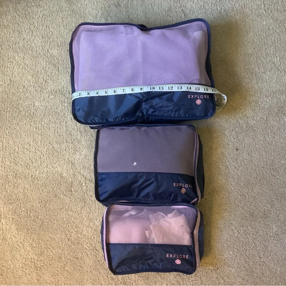 NWT! Set of 3 Zippered Mesh Cubes